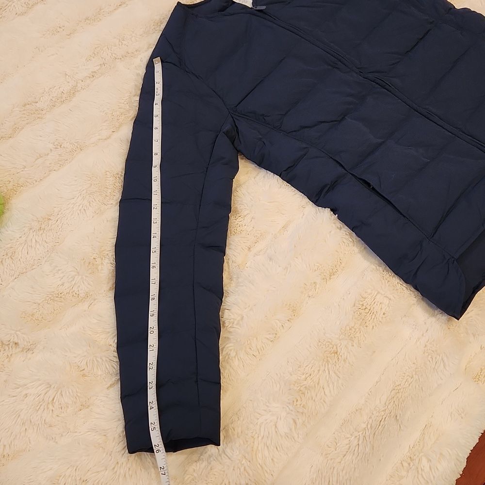 Lululemon Just Enough Puff Jacket in color Inkwell size 10 new no tag - Picture 15 of 16